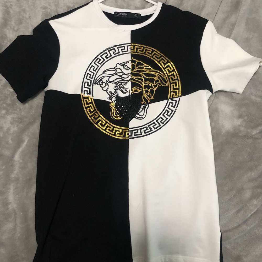 black and white t-shirt